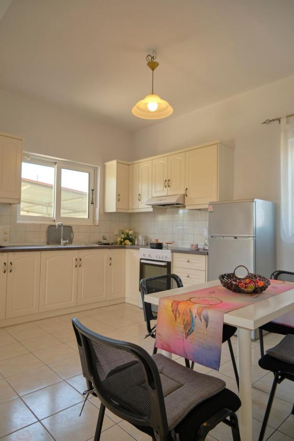 Morfis Getaway Apartment Kalpaki  Extérieur photo