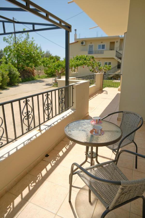 Morfis Getaway Apartment Kalpaki  Extérieur photo